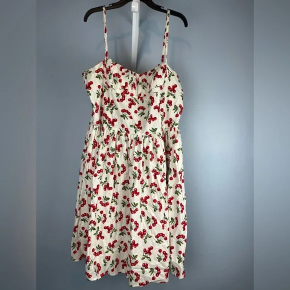 Bernie dexter cherry print pin up dress - Picture 2 of 5